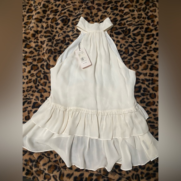 cinq a sept mock neck flouncy sleeveless blouse 🤍 - Picture 2 of 3